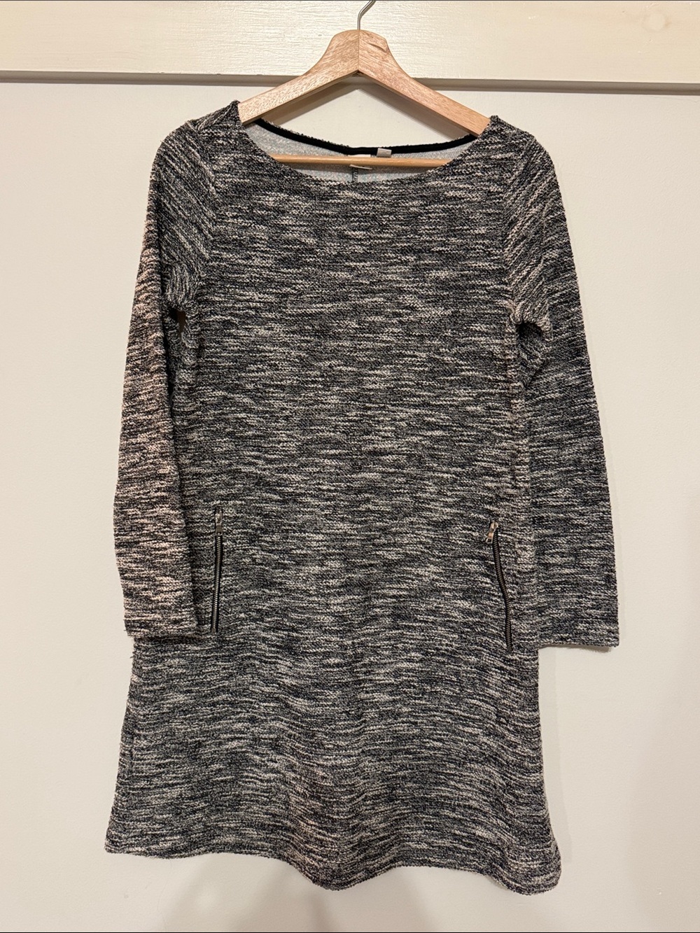 GAP Black Cream Marled Knit Sweater Dress Textured Shift Dress Zip Pockets M